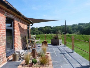 1 Bedroom Romantic Converted Barn near Crewkerne in Somerset